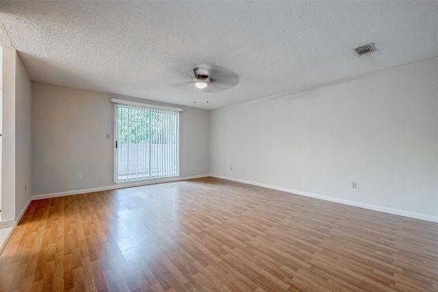 2915 Windchase Boulevard, Houston, TX 77082