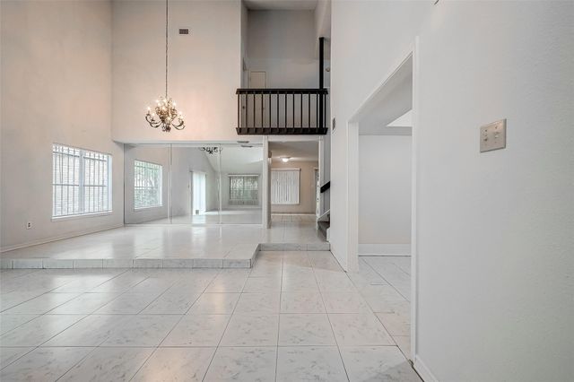 2915 Windchase Boulevard, Houston, TX 77082