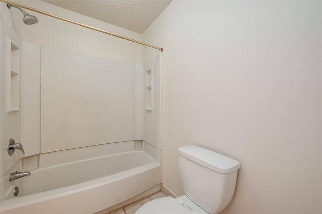 2915 Windchase Boulevard, Houston, TX 77082