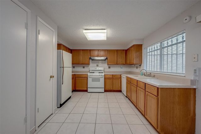 2915 Windchase Boulevard, Houston, TX 77082