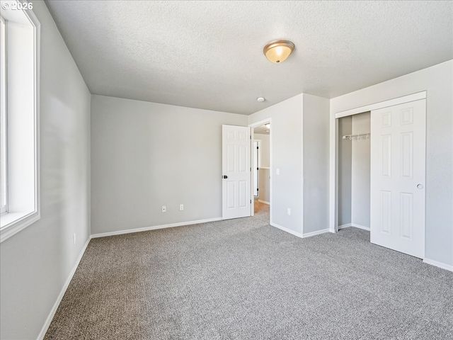 112 MIKAYLA Ln, St Helens, OR 97051