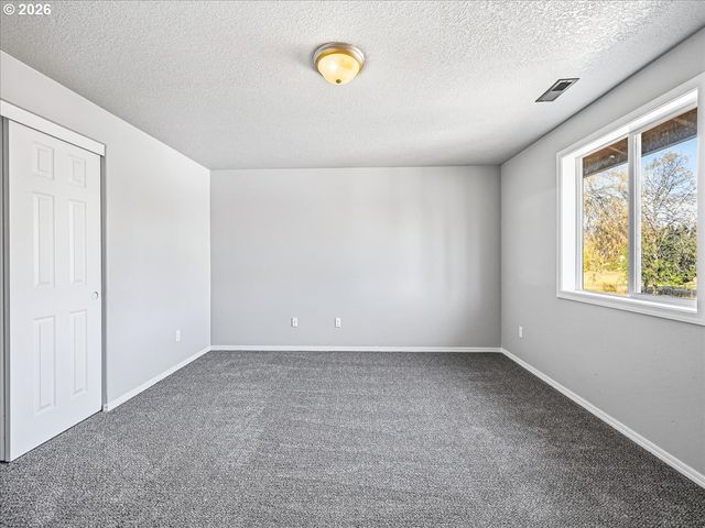 112 MIKAYLA Ln, St Helens, OR 97051