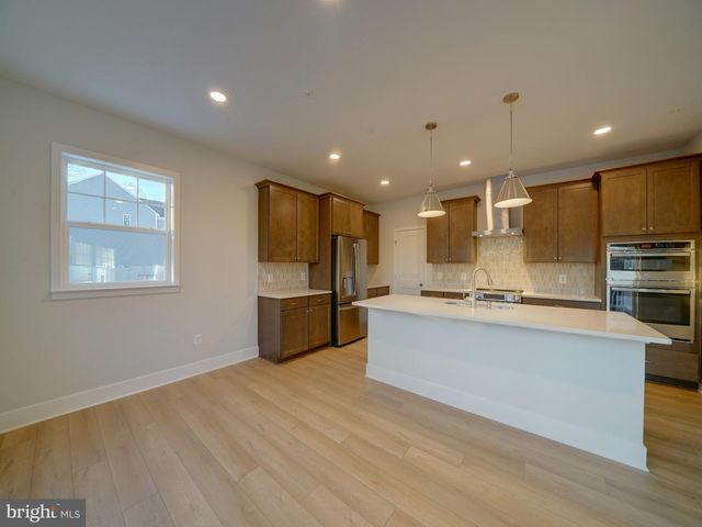 9437 FAIRVIEW AVE, Laurel, MD 20723