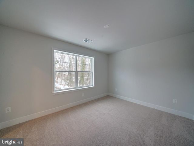 9437 FAIRVIEW AVE, Laurel, MD 20723