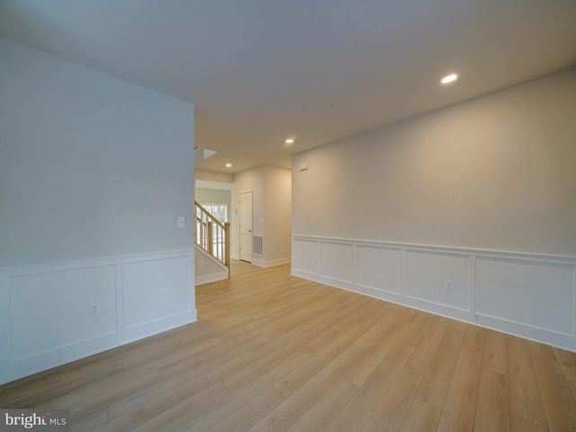 9437 FAIRVIEW AVE, Laurel, MD 20723