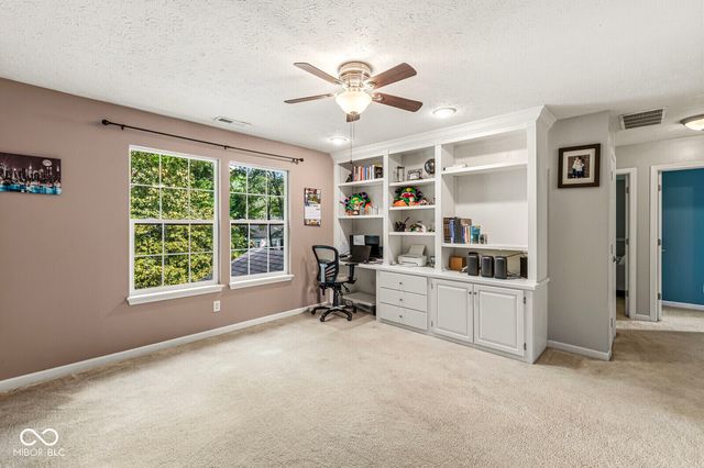 649 Weeping Way Lane, Avon, IN 46123