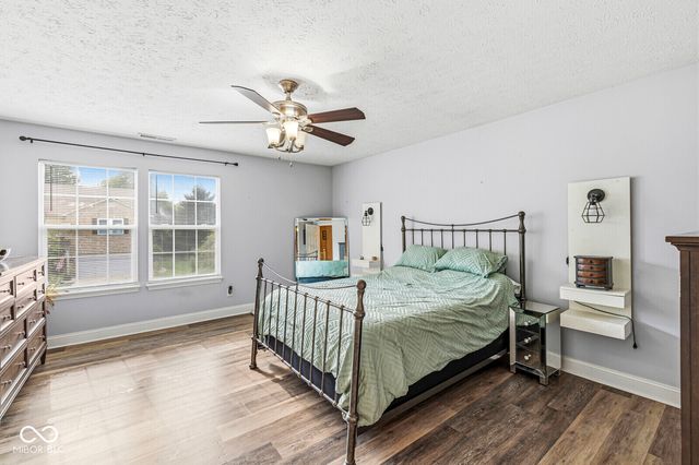 649 Weeping Way Lane, Avon, IN 46123