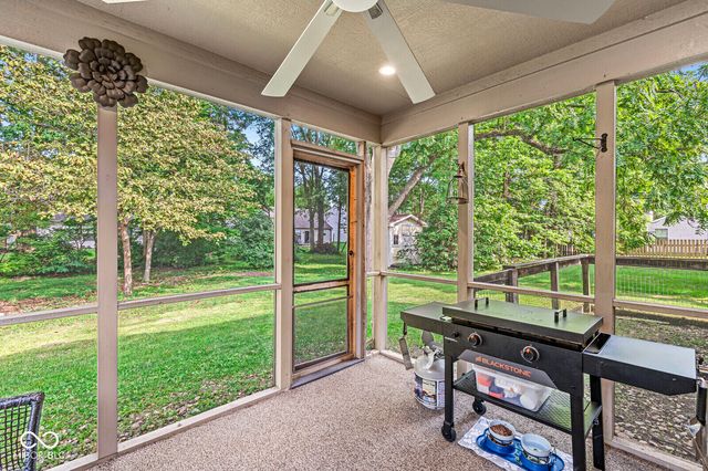 649 Weeping Way Lane, Avon, IN 46123
