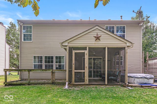 649 Weeping Way Lane, Avon, IN 46123
