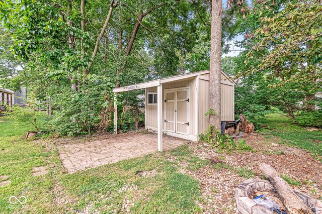 649 Weeping Way Lane, Avon, IN 46123