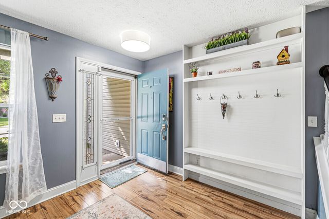 649 Weeping Way Lane, Avon, IN 46123