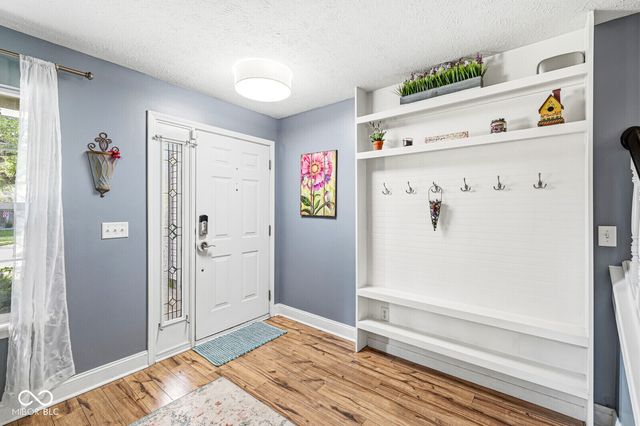 649 Weeping Way Lane, Avon, IN 46123