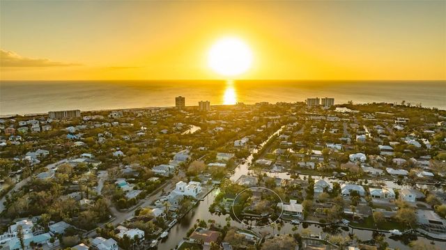 5165 SANDY COVE AVENUE, Siesta Key, FL 34242