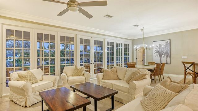 5165 SANDY COVE AVENUE, Siesta Key, FL 34242