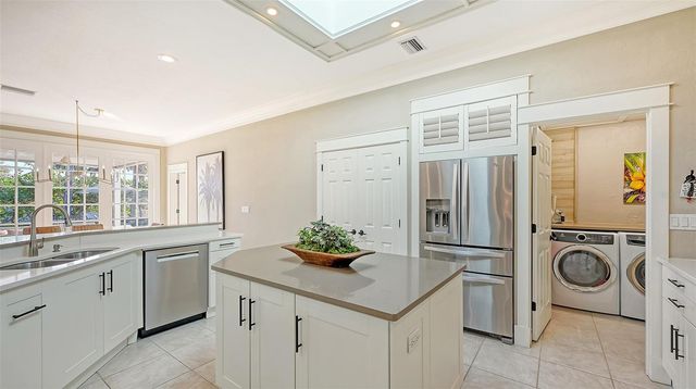 5165 SANDY COVE AVENUE, Siesta Key, FL 34242