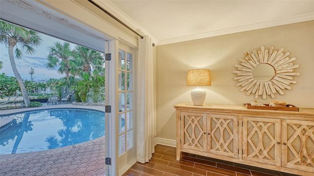 5165 SANDY COVE AVENUE, Siesta Key, FL 34242