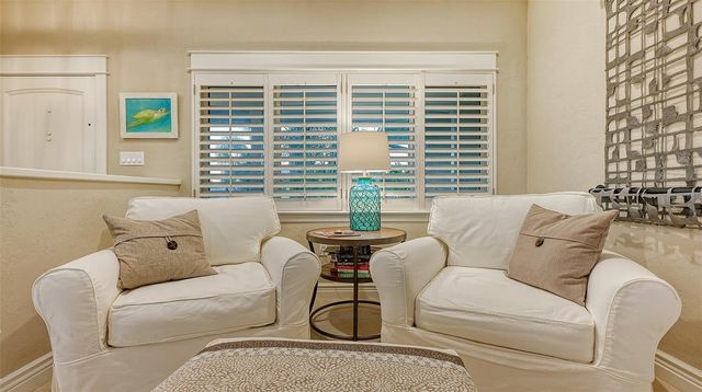 5165 SANDY COVE AVENUE, Siesta Key, FL 34242