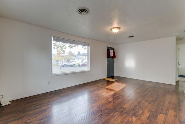 6116 N Astor St, Spokane, WA 99207