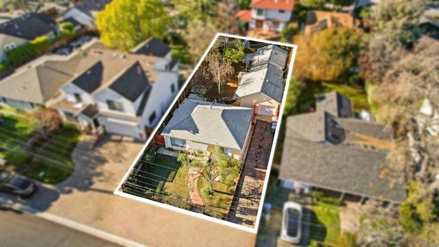 2066 Sterling Avenue, Menlo Park, CA 94025