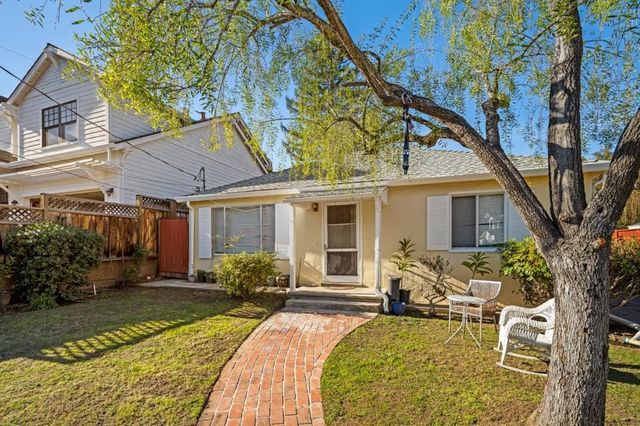 2066 Sterling Avenue, Menlo Park, CA 94025