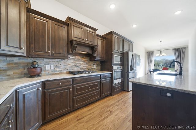 15459 Will Lane, Skiatook, OK 74070