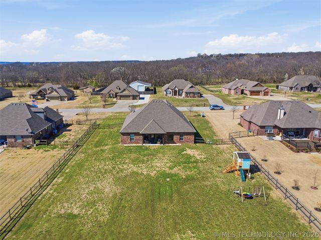 15459 Will Lane, Skiatook, OK 74070