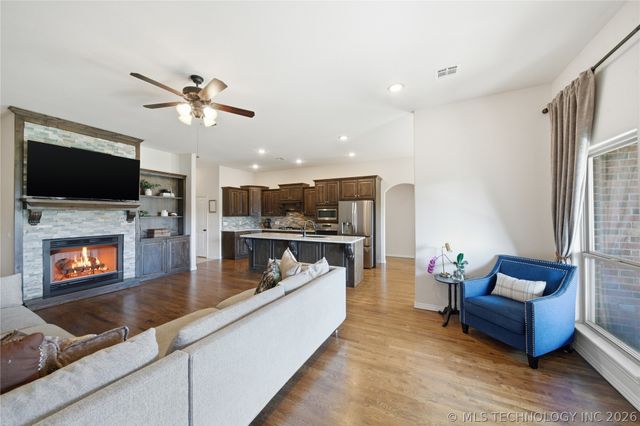 15459 Will Lane, Skiatook, OK 74070