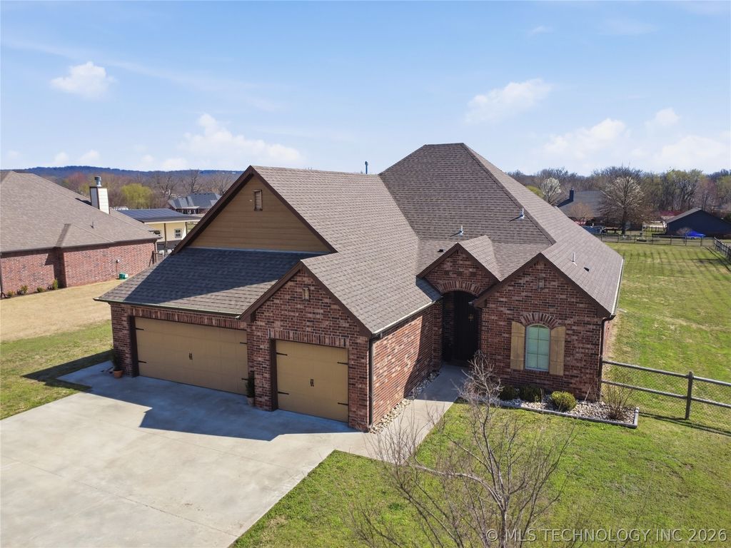 15459 Will Lane, Skiatook, OK 74070