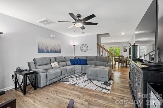 10 Benedict Lane, Weaverville, NC 28787