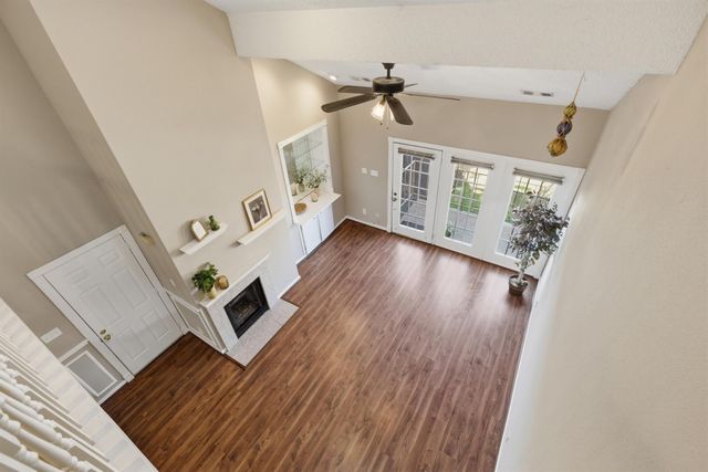 2425 Holly Hall Street 100, Houston, TX 77054