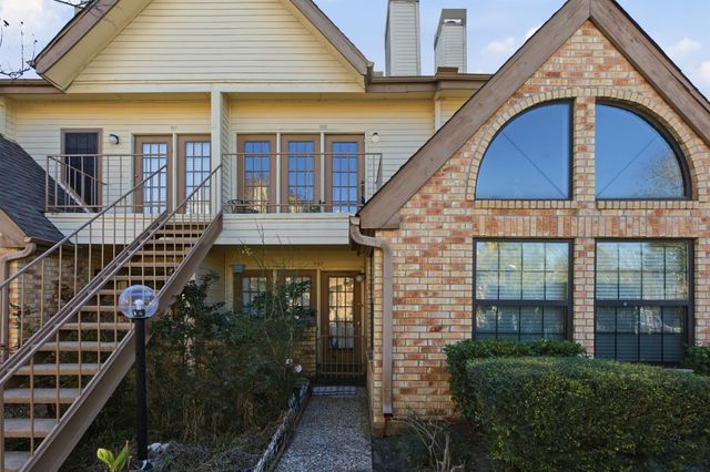 2425 Holly Hall Street 100, Houston, TX 77054