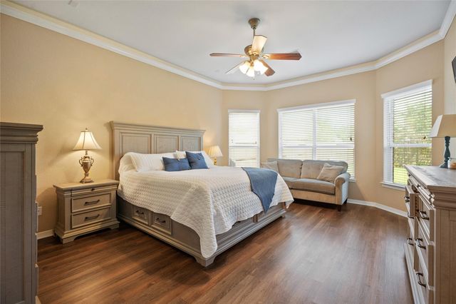 418 Bonnie Bay Court, League City, TX 77573