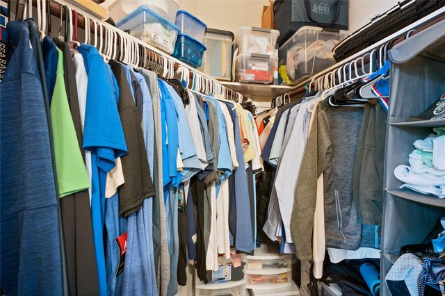 418 Bonnie Bay Court, League City, TX 77573