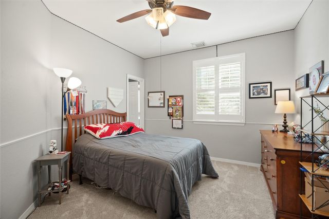 418 Bonnie Bay Court, League City, TX 77573