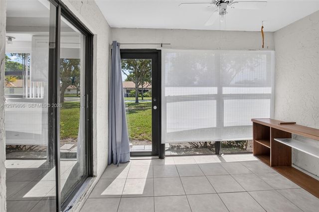 10086 Eaglewood Road B, Boynton Beach, FL 33436