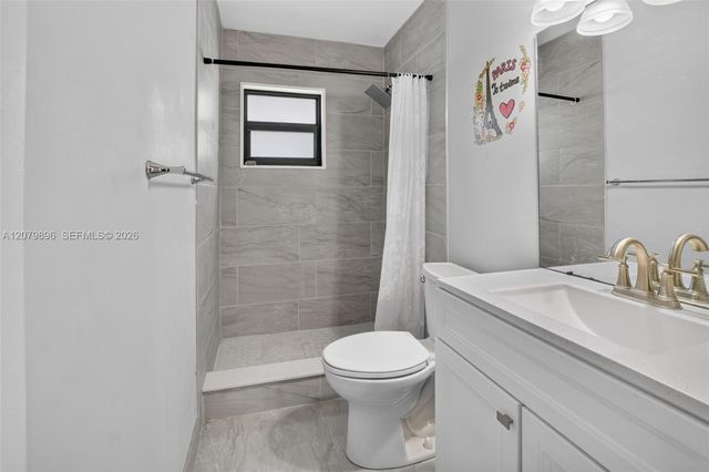 10086 Eaglewood Road B, Boynton Beach, FL 33436