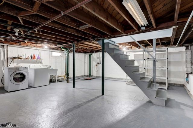 205 West Ln, Clark Twp., NJ 07066