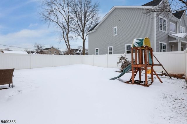 205 West Ln, Clark Twp., NJ 07066