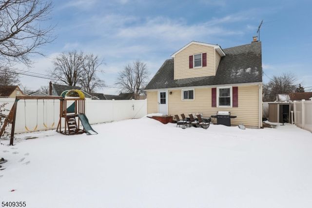 205 West Ln, Clark Twp., NJ 07066