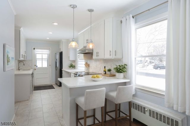 205 West Ln, Clark Twp., NJ 07066