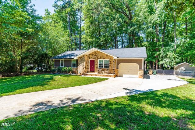105 Nivens Court, Garner, NC 27529