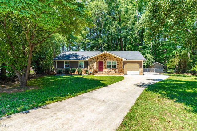 105 Nivens Court, Garner, NC 27529
