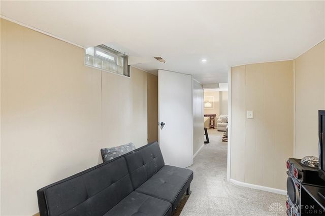 6042 Cinnamon Tree Court, Englewood, OH 45322