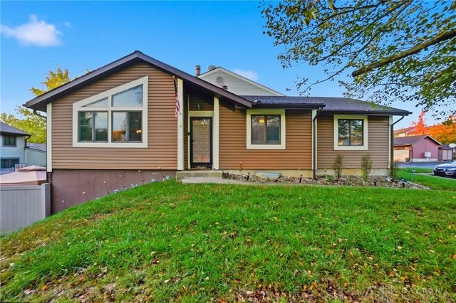 6042 Cinnamon Tree Court, Englewood, OH 45322