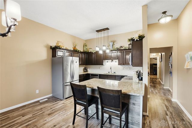 6042 Cinnamon Tree Court, Englewood, OH 45322