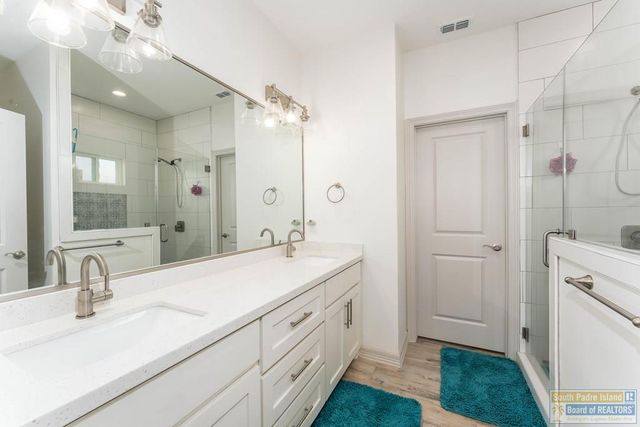 105 Bethpage Dr., Laguna Vista, TX 78578