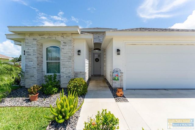 105 Bethpage Dr., Laguna Vista, TX 78578