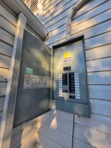 229 Pike Street NE, Auburn, WA 98002