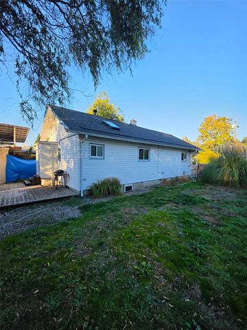 229 Pike Street NE, Auburn, WA 98002