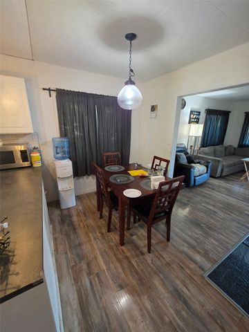 229 Pike Street NE, Auburn, WA 98002